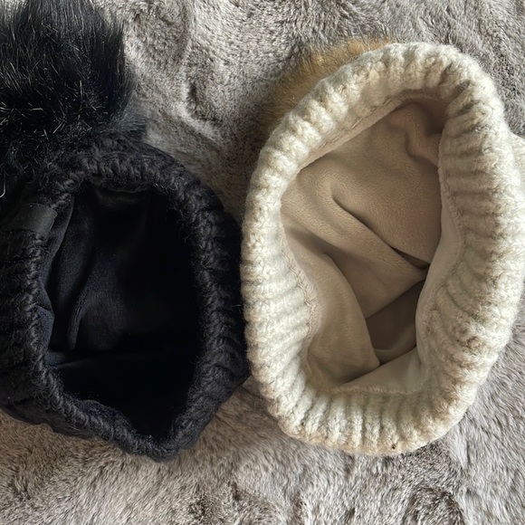 Bula - 2 Pom Wool blend Beanies - Picture 5 of 6